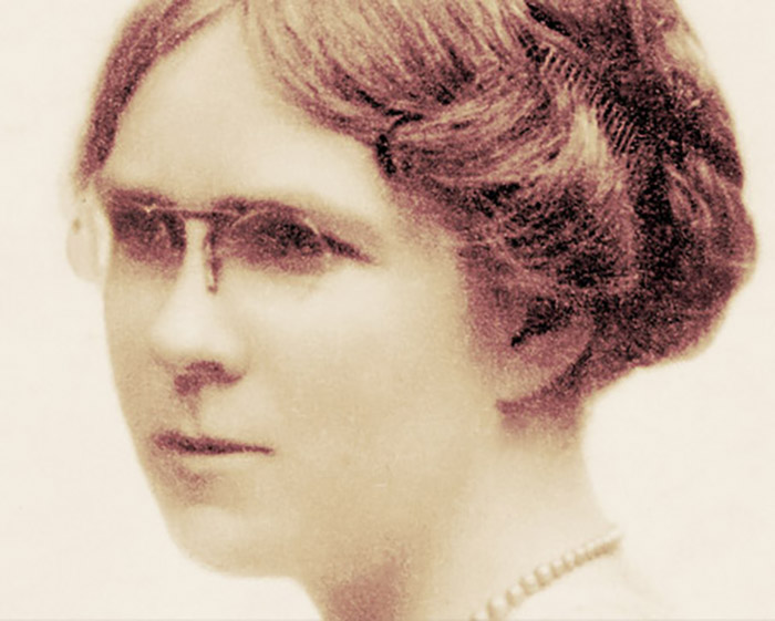 Photograph of Dorothy Richardson Photograph of Dorothy Richardson